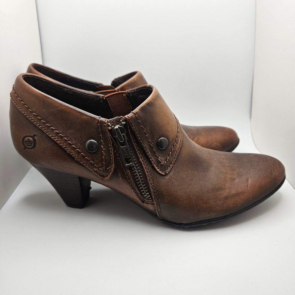 Born Leather Ankle Booties Women's 7.5‎ Brown Side Zip Comfort Heels Booties